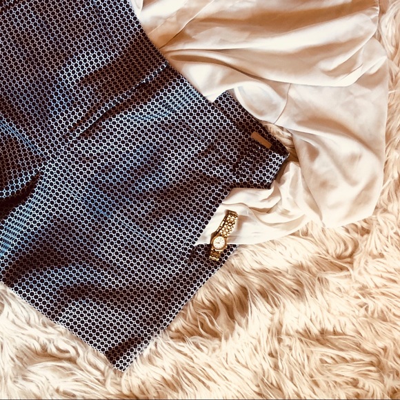 Classic Anne Klein size 10 black and white shorts - Picture 3 of 10